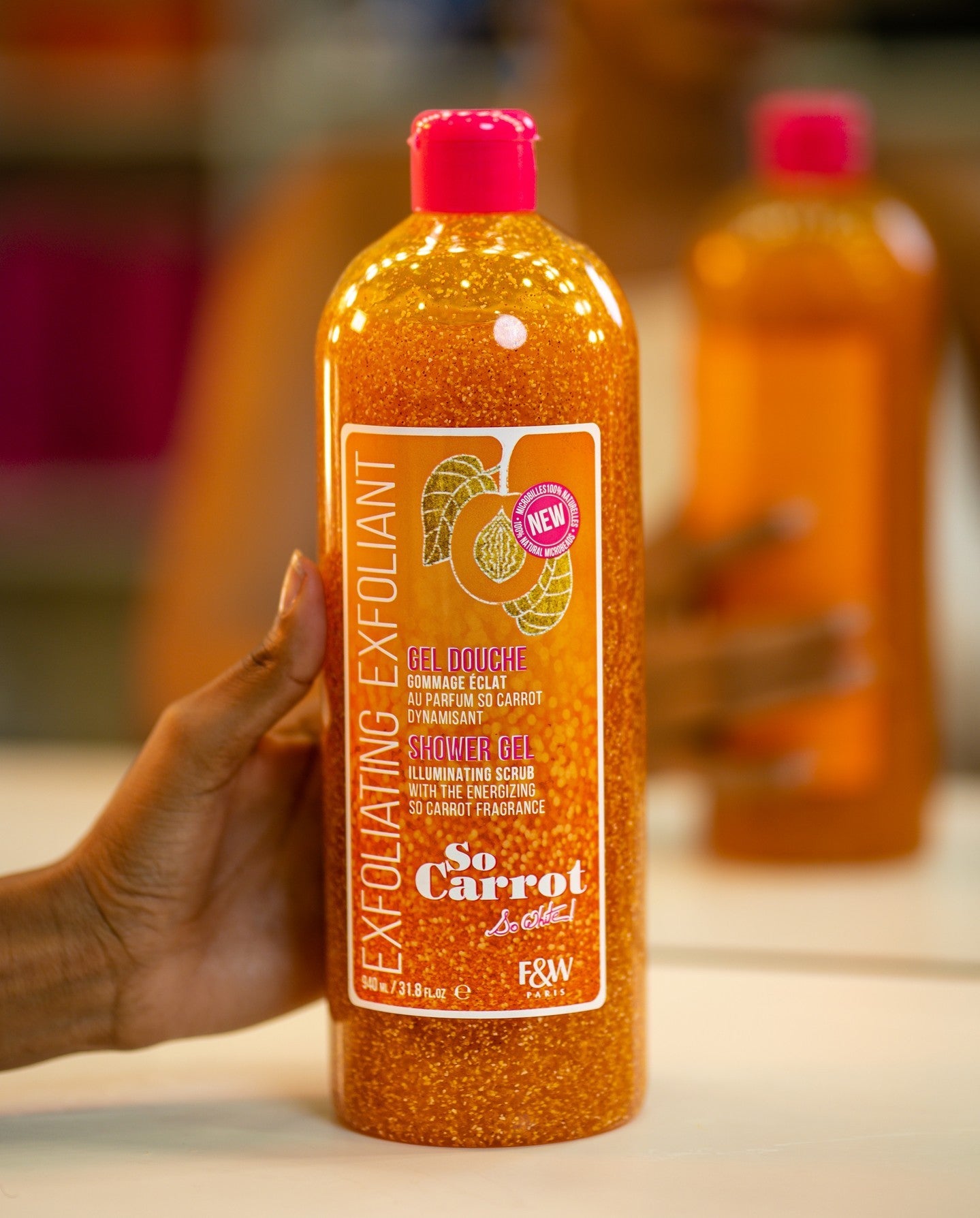 Fair & White So Carrot Exfoliating Shower Gel, 940Ml