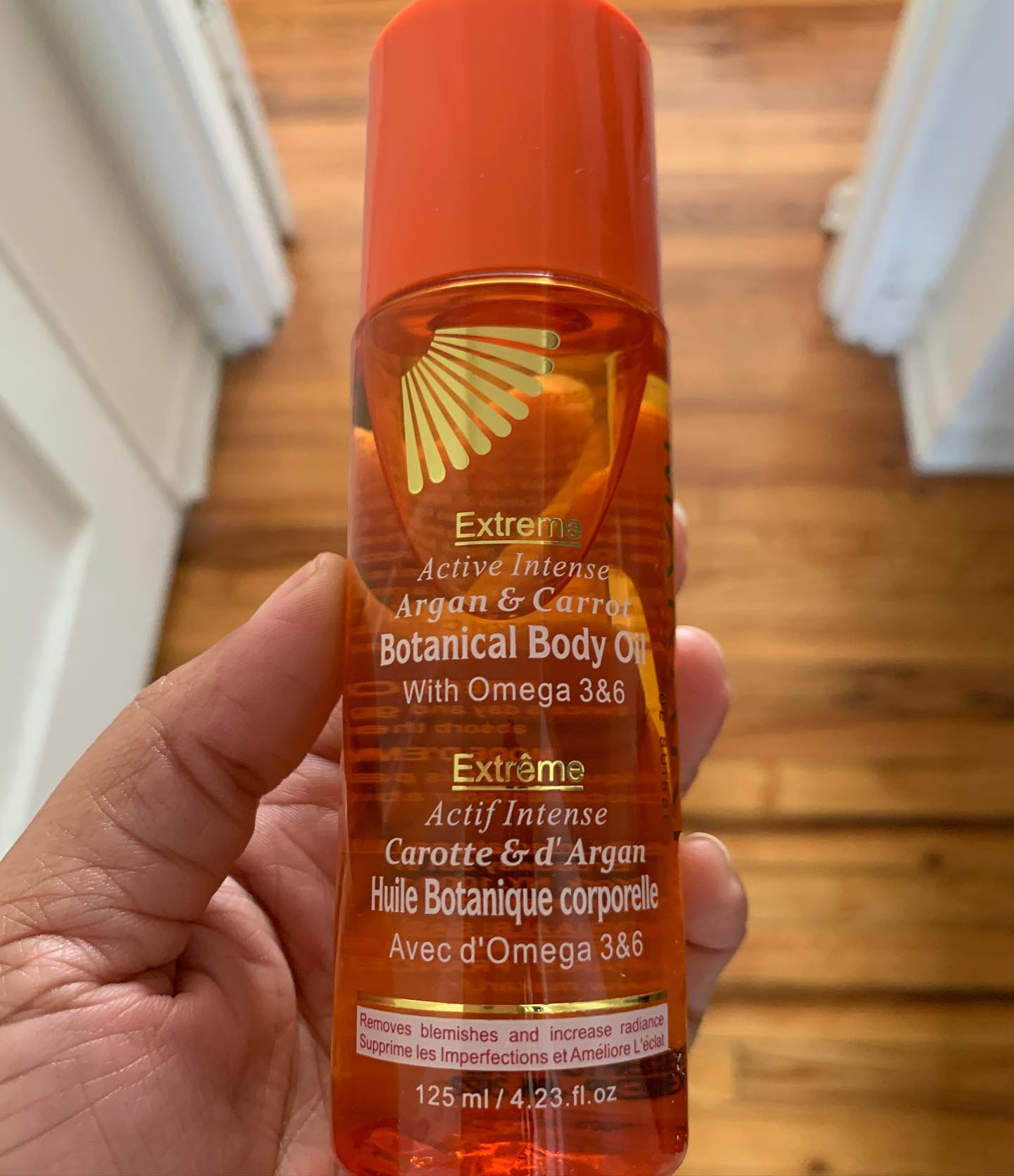 Makari Extreme Argan & Carrot Botanical Body Oil, 125Ml.